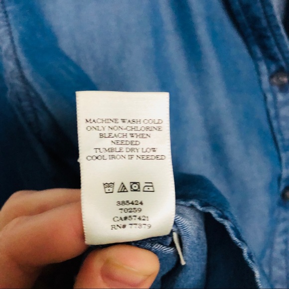 Ann Taylor chambray high-low button down - Picture 4 of 5